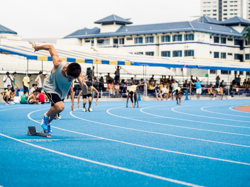 Is sprinting better than distance running? Find out on Fiit.